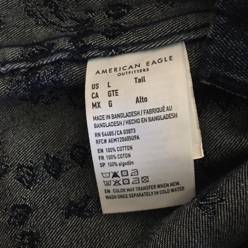 American Eagle Button Up Shirt Men's Size L Tall Blue Relaxed Bandana Paisley - Picture 12 of 16